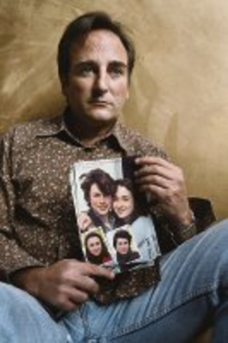 Fotos de hijos de Betancourt vuelan por la selva