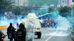 Venezolanos resisten la represión