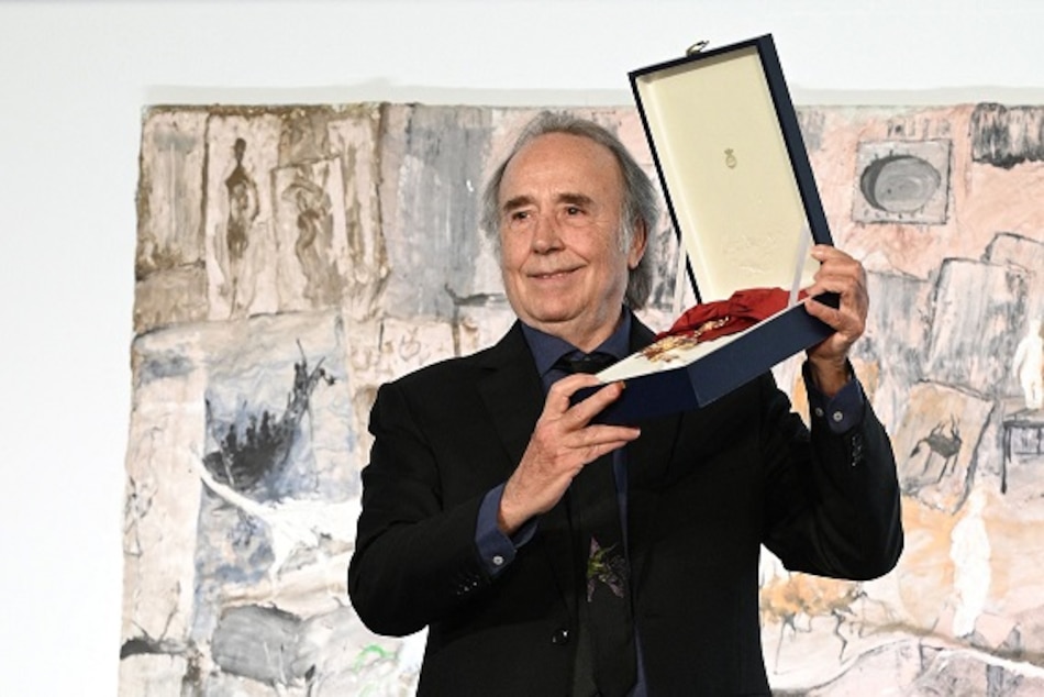 España otorga alta distinción a Serrat antes de su retiro
