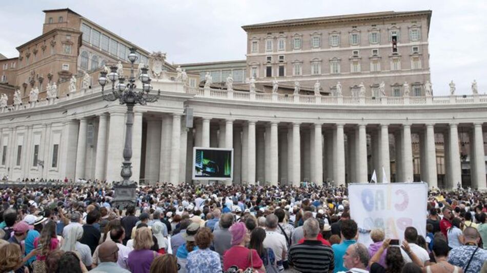 50 prisioneros visitan el Vaticano