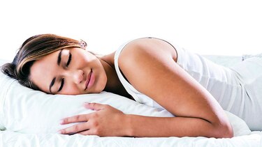 Dormir de lado tiene sus ventajas