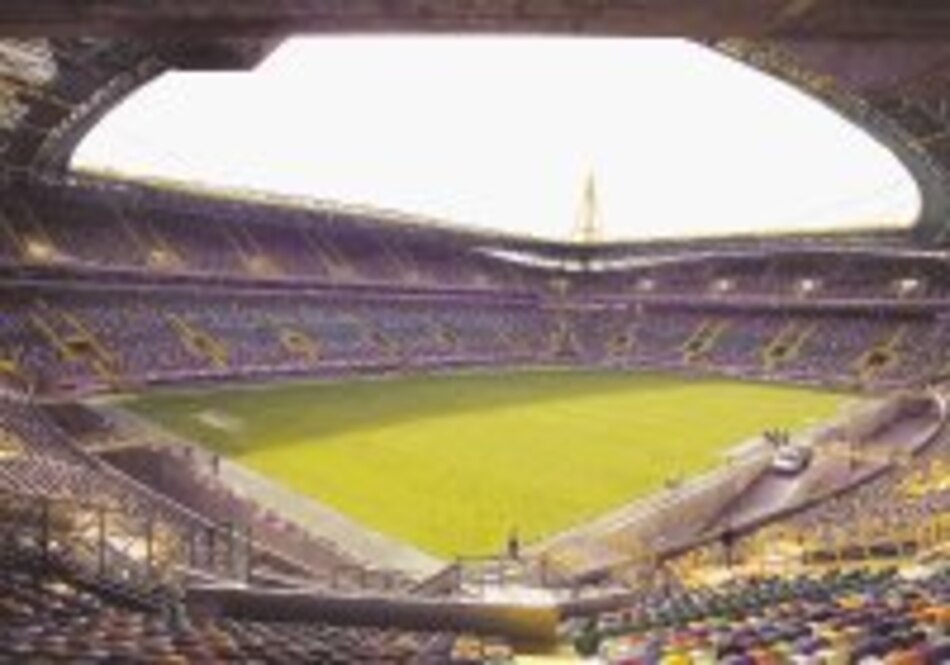 Los estadios de la Eurocopa 2004