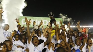 Árabe Unido inicia su búsqueda del tricampeonato
