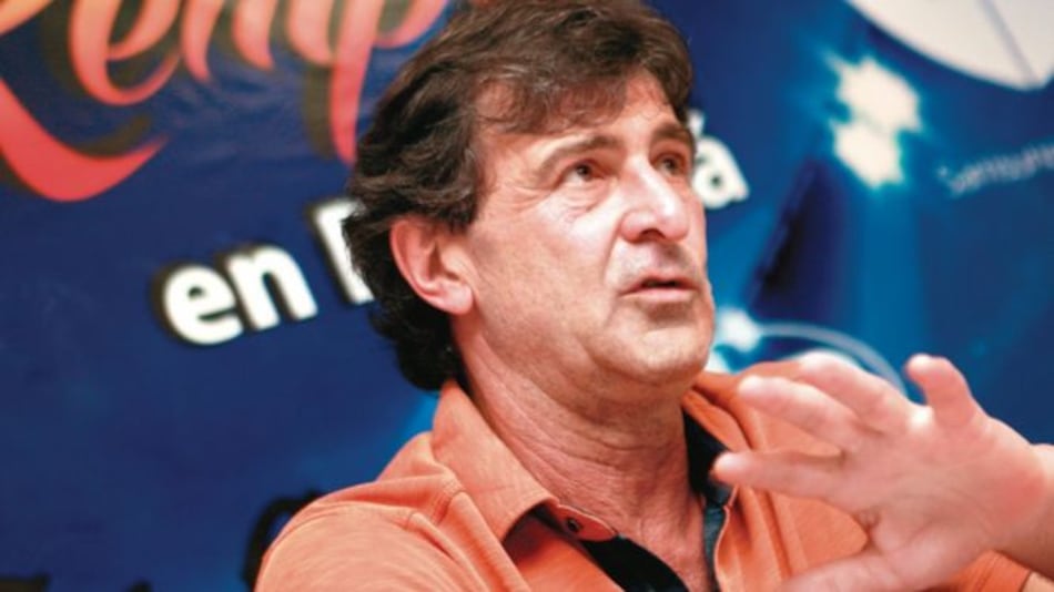 Kempes se anota en la larga lista para dirigir a Argentina