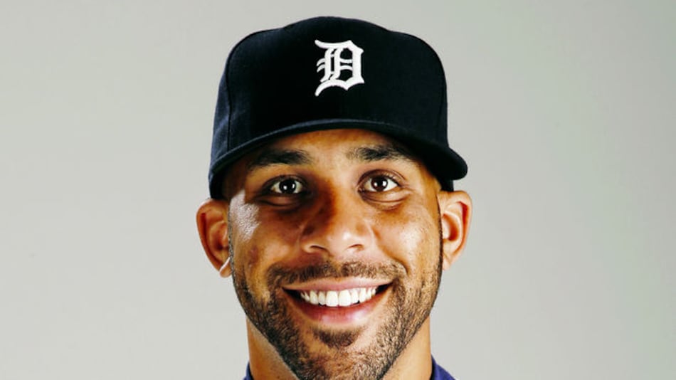 Azulejos adquieren a Price en canje