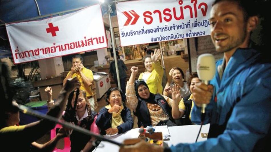 Chiang Rai celebra el rescate de los 12 Jabalíes Salvajes