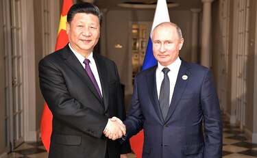 Xi Jinping aterriza en Moscú para el inicio de su visita de Estado