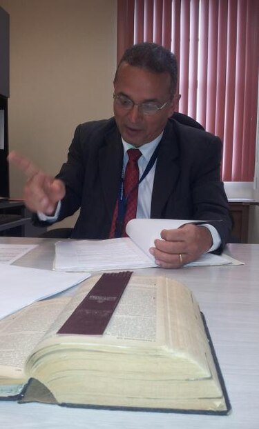 Fiscal Martínez asegura que investiga apegado a la ley y que no es corrupto