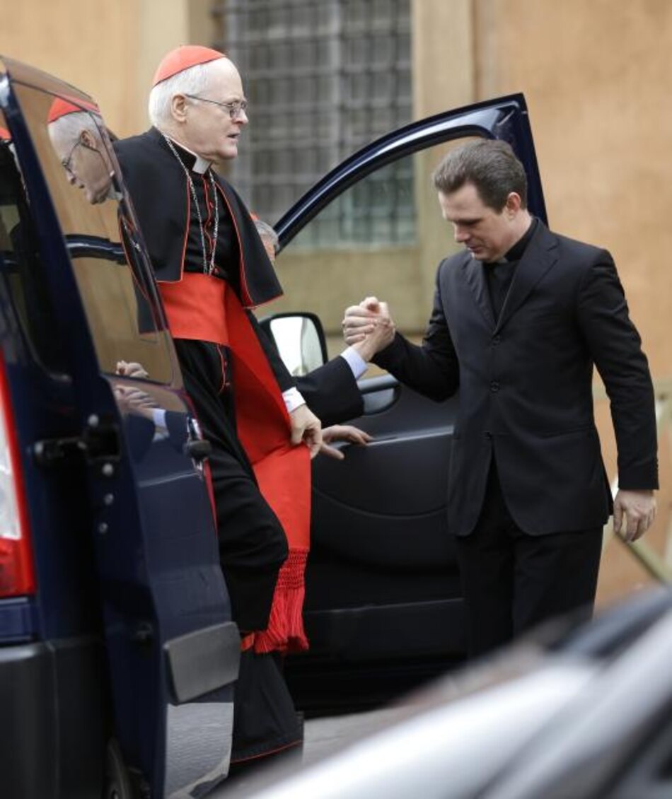 Cardenales debaten perfil papal antes de cónclave