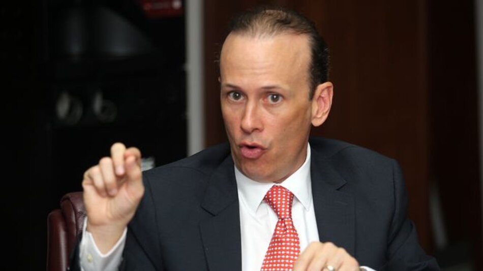 MEF identifica factores de riesgo para la economía