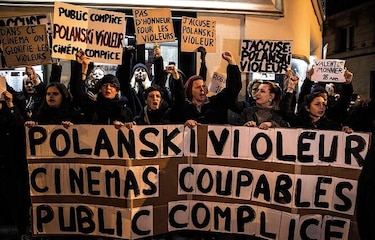 La nueva acusación de violación contra Polanski sacude el estreno de su filme en Francia