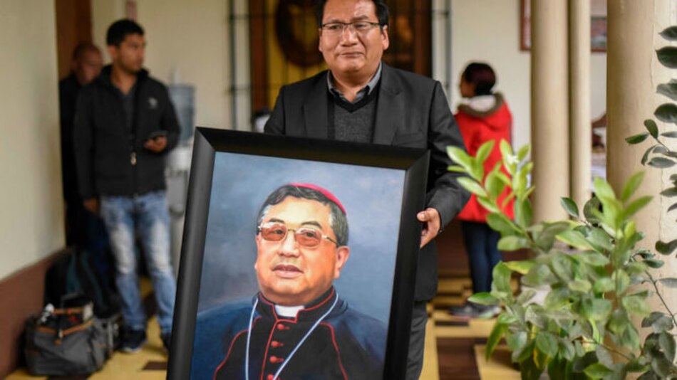 Muere el arzobispo guatemalteco Oscar Julio Vian