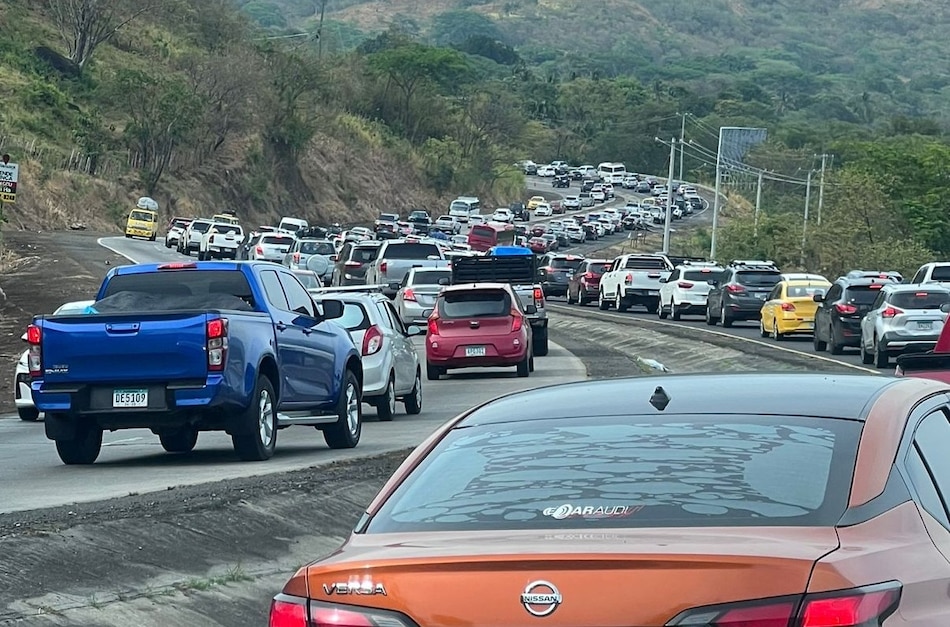 Descomunal tranque en San Carlos: ‘¡Qué desastre!’