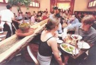 Bajan las ventas en los restaurantes