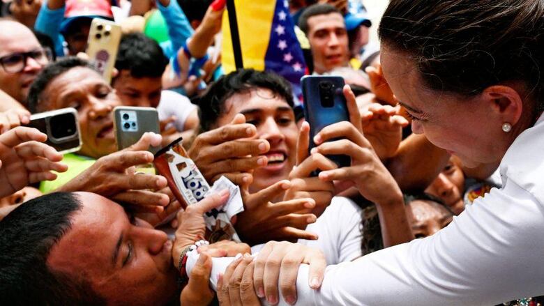 (Actualizada: 4)María Corina Machado, la mujer que revivió la esperanza en los venezolanos que quieren un cambio y que ganó el premio Nobel de la Paz 2025