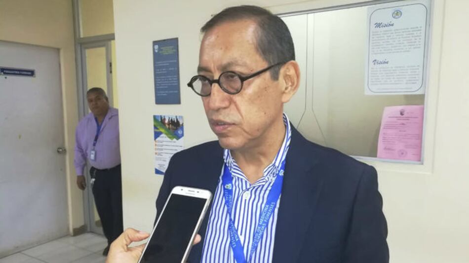 Unos $12 millones adeuda el Estado a personal de Medicinal Legal