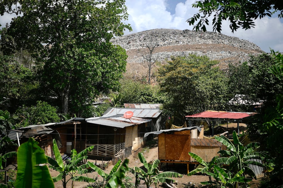 Asentamientos informales se toman 30 hectáreas de cerro Patacón