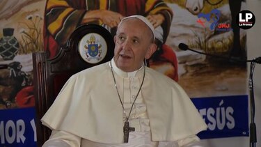 'Aquí se hace el milagro de nacer de nuevo', dice Francisco en la Casa Hogar El Buen Samaritano