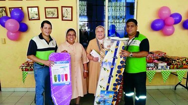 Jornada de limpieza en el Hogar Medalla Milagrosa