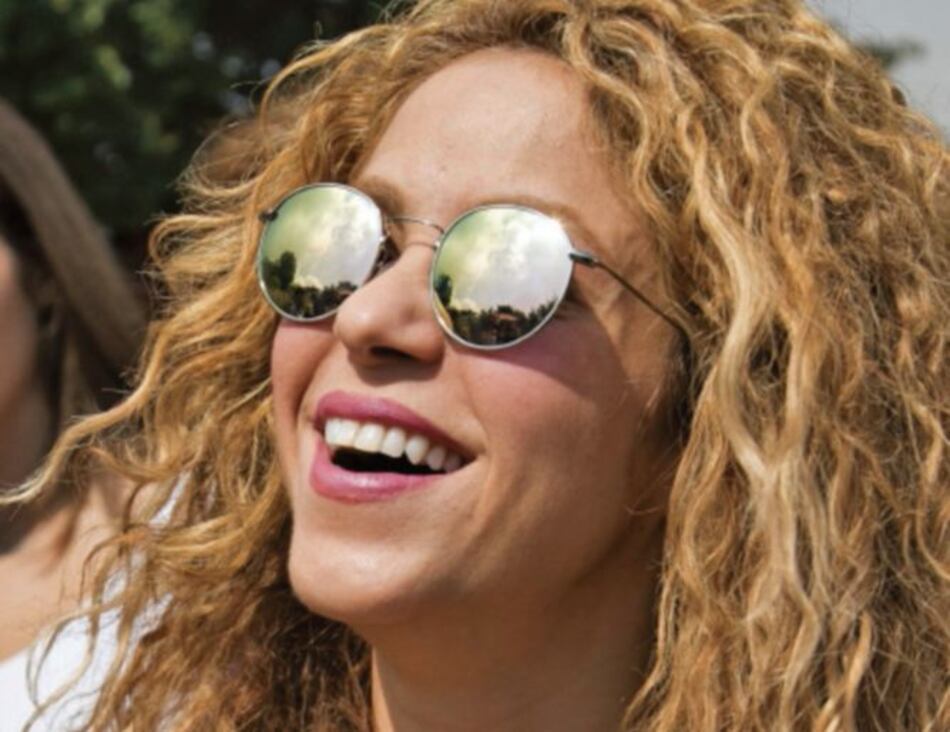 La cantante Shakira visita el pueblo de sus antepasados