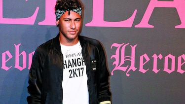 Neymar debe presentarse a practicar hoy