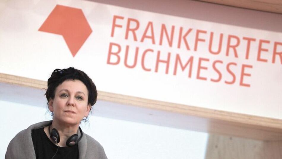 Tokarczuk teme al desarrollo de la ‘autocensura’