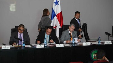 Aprueban en primer debate proyecto que modifica ley de contrataciones públicas