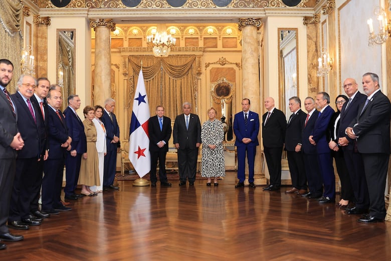 Edmundo González en Panamá: presidente Mulino lo recibe en el Palacio de las Garzas