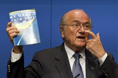 FIFA presenta querella por ‘posibles conductas ilegales’ en elección de sedes
