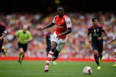 Sanogo marca cuatro goles y Arsenal supera 5-1 al Benfica