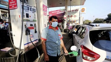 El petróleo de Texas baja un 2.67% y cierra en los $49.45
