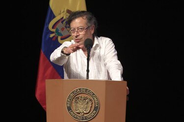 Presidente Petro justifica asilo a Martinelli y lo califica como ‘un derecho universal’