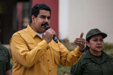 Maduro lanza en Venezuela plan nacional para el desarme de civiles