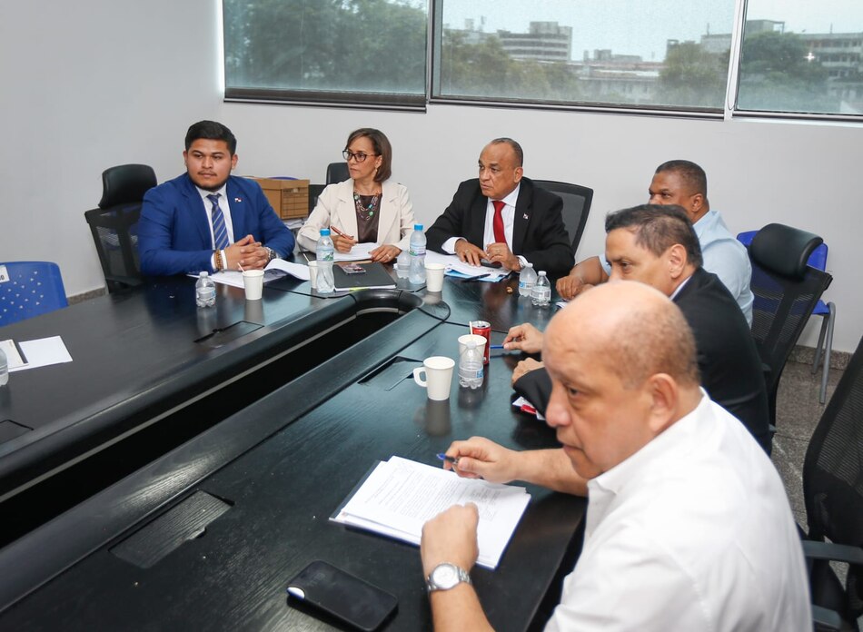 Gobernanza y transparencia: temas que marcarán el inicio del primer debate sobre las reformas a la CSS