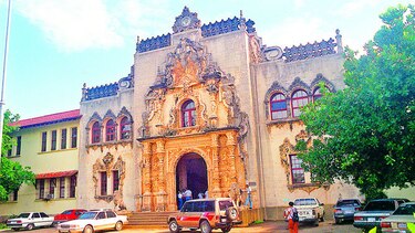 Retos y misterios de la Normal