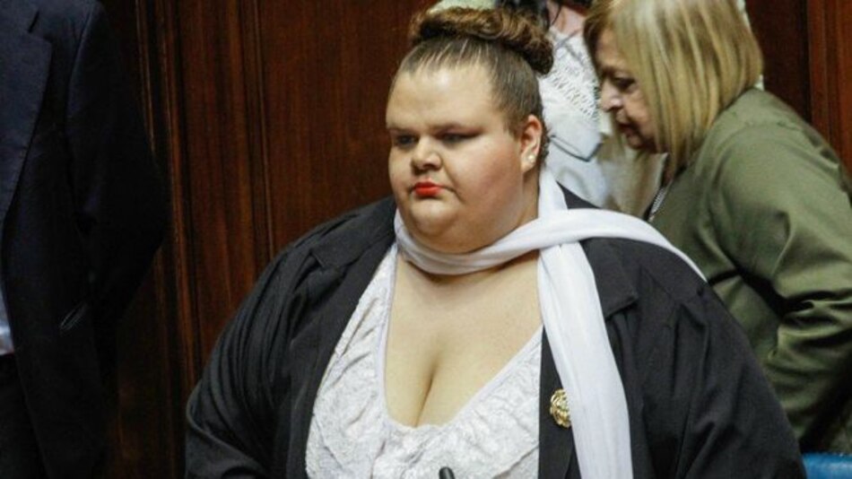 Renuncia la primera senadora transexual en Uruguay