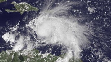 ‘Matthew’ gana fuerza en su avance por el Caribe