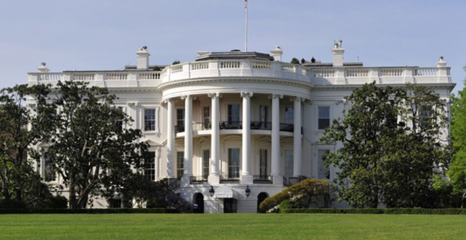 Últimas encuestas dan ventaja a la demócrata Hillary Clinton