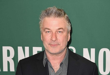 Baldwin se queja de editorial por errores en su libro