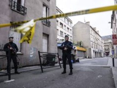 Autor de ataques a París murió en una redada policial