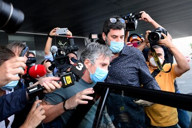 El clan Messi estudia la opción de quedarse en el FC Barcelona