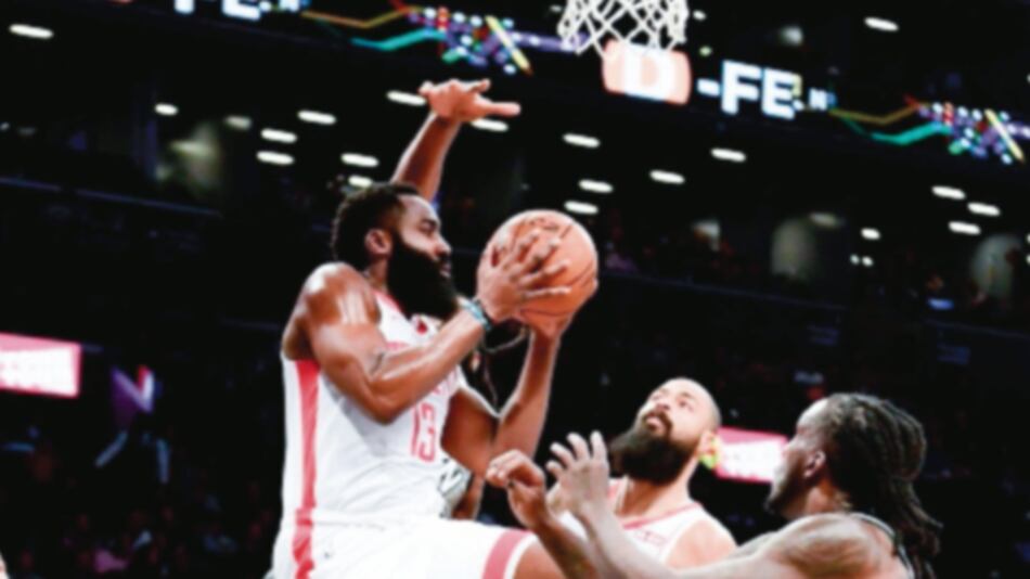 Harden inicia temporada como líder en anotación