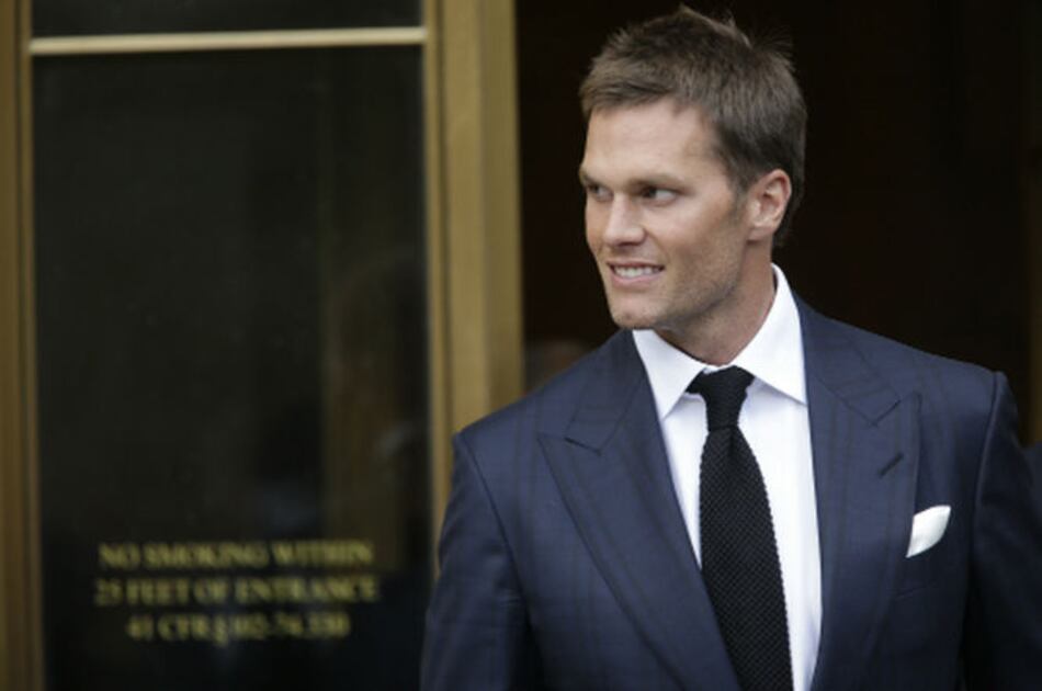 Juez pide a la NFL pruebas que liguen a Brady con balones desinflados