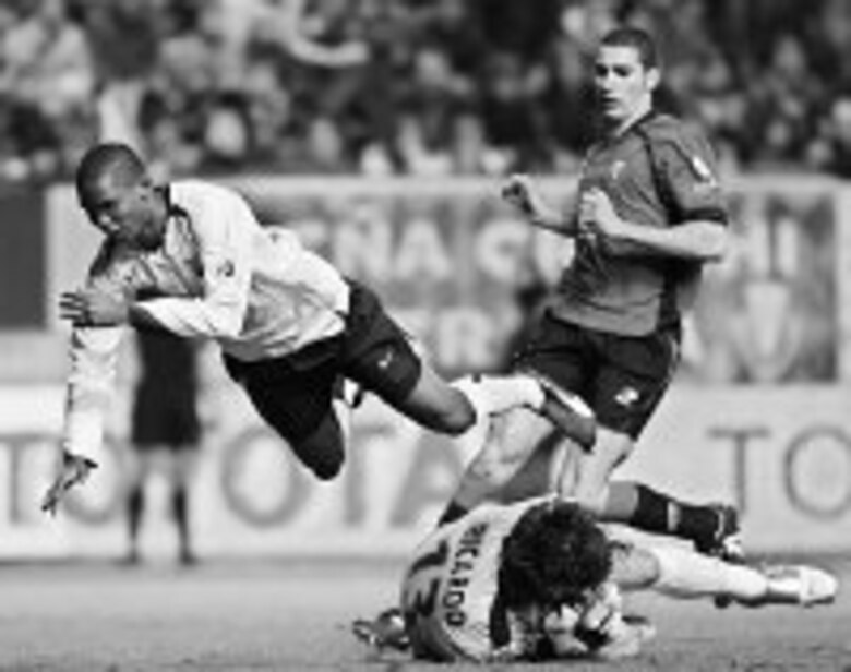 Osasuna se hizo respetar de Ronaldinho y compañía