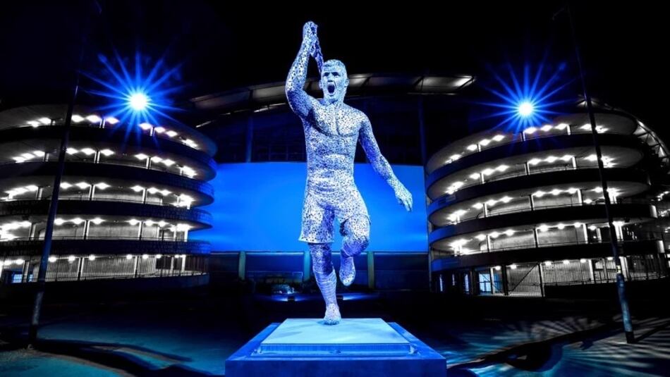 El Manchester City inaugura la estatua dedicada al argentino Sergio Agüero
