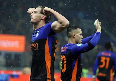 El Inter ruge y aplasta al Pisa para seguir líder