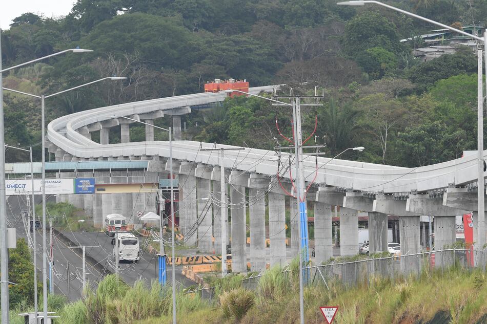 Megaproyectos en parálisis por paro laboral, aunque algunas obras siguen activas