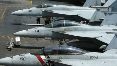 Avión de la Marina de Estados Unidos choca frente a Florida