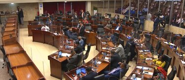 Asamblea aprueba  fideicomiso para  compensar alza de combustibles