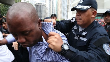 Enfrentamientos entre transportistas y policías en Paitilla